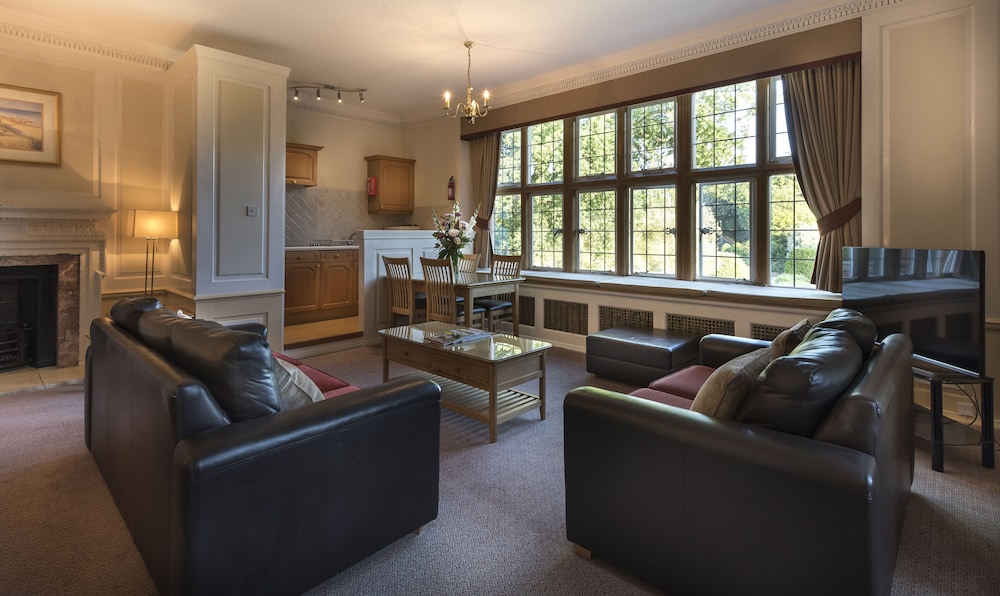 THE NICI New Forest 30/49
