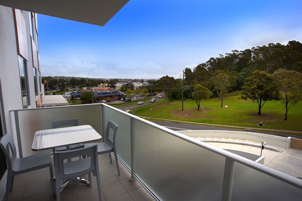 Quest Campbelltown 22/47