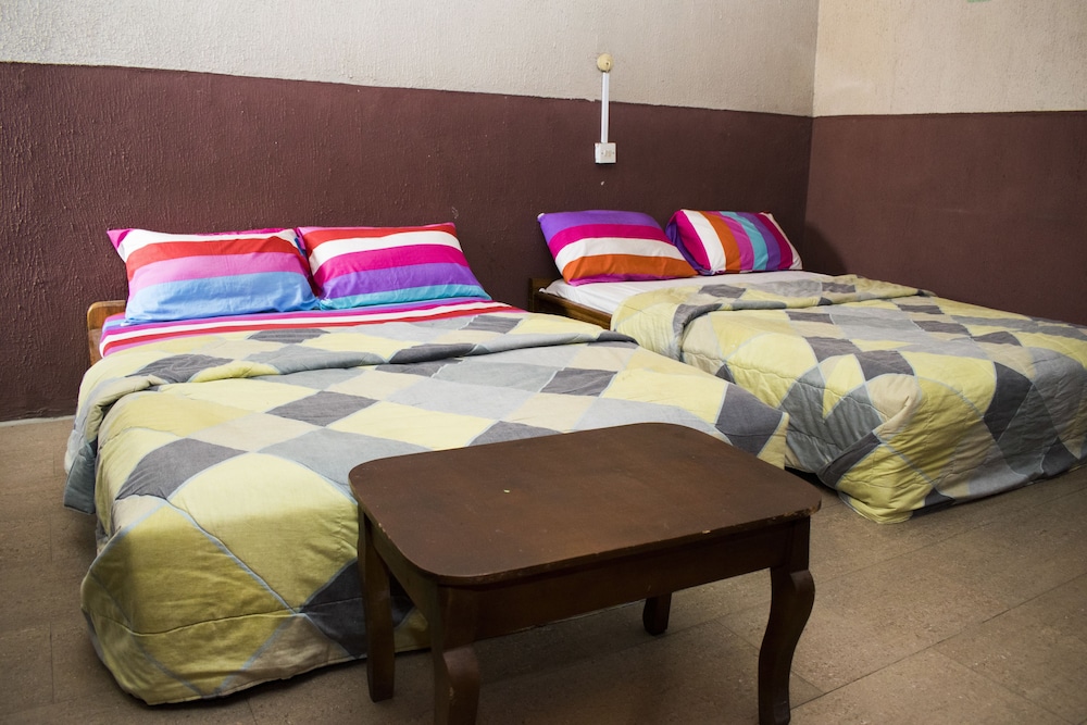 DELUXE, DOUBLE BED