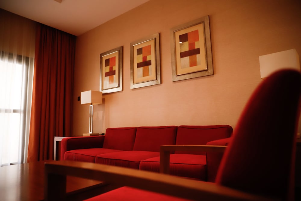 Crowne Plaza Sohar 54/81