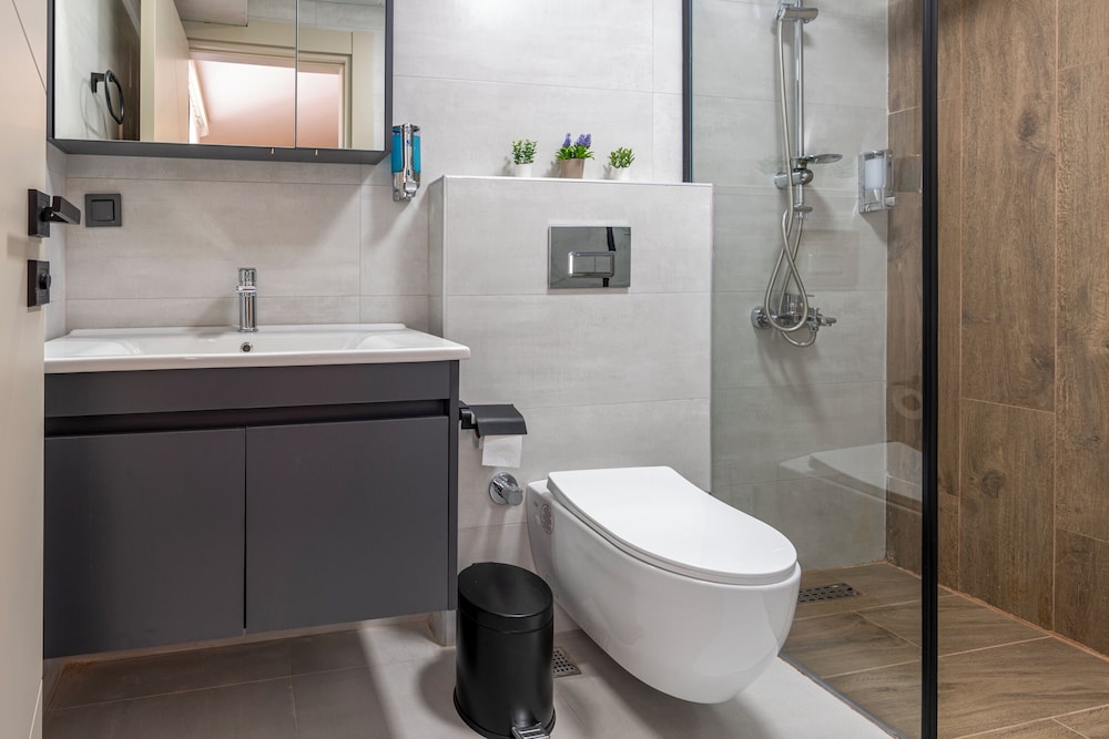 DoQu Suites&Hotel 24/28