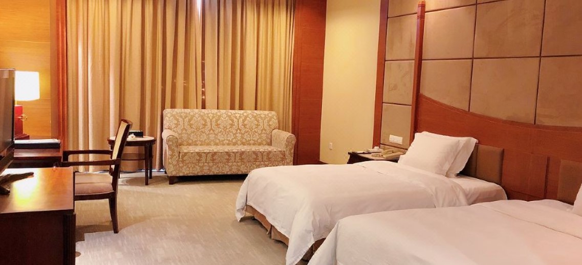 Chinflux Mandarin Hotel 24/44