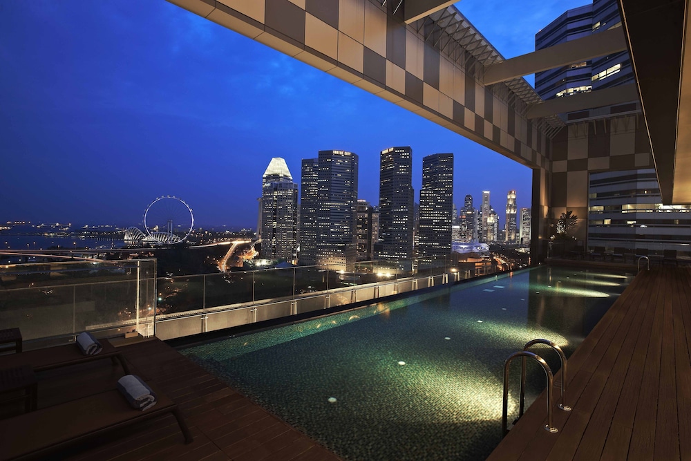 Pan Pacific Serviced Suites Beach Road 47/50