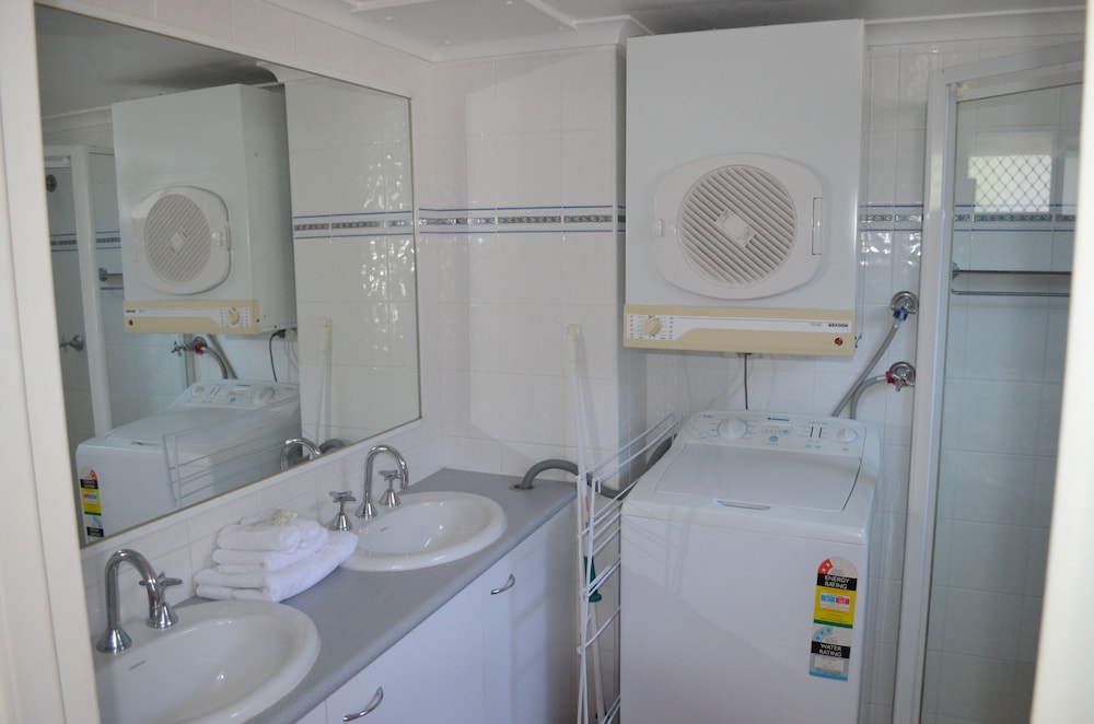 Enderley Gardens Resort 17/55