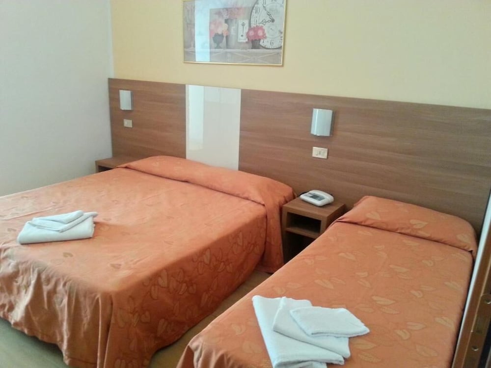 Hotel Sara 6/46