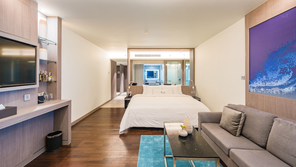 Oceanfront Beach Resort And Spa 15/50