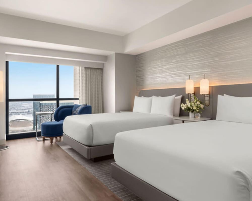 Manchester Grand Hyatt San Diego 23/70