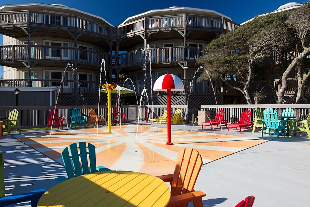 Atlantic Beach Resort, A Ramada 54/68