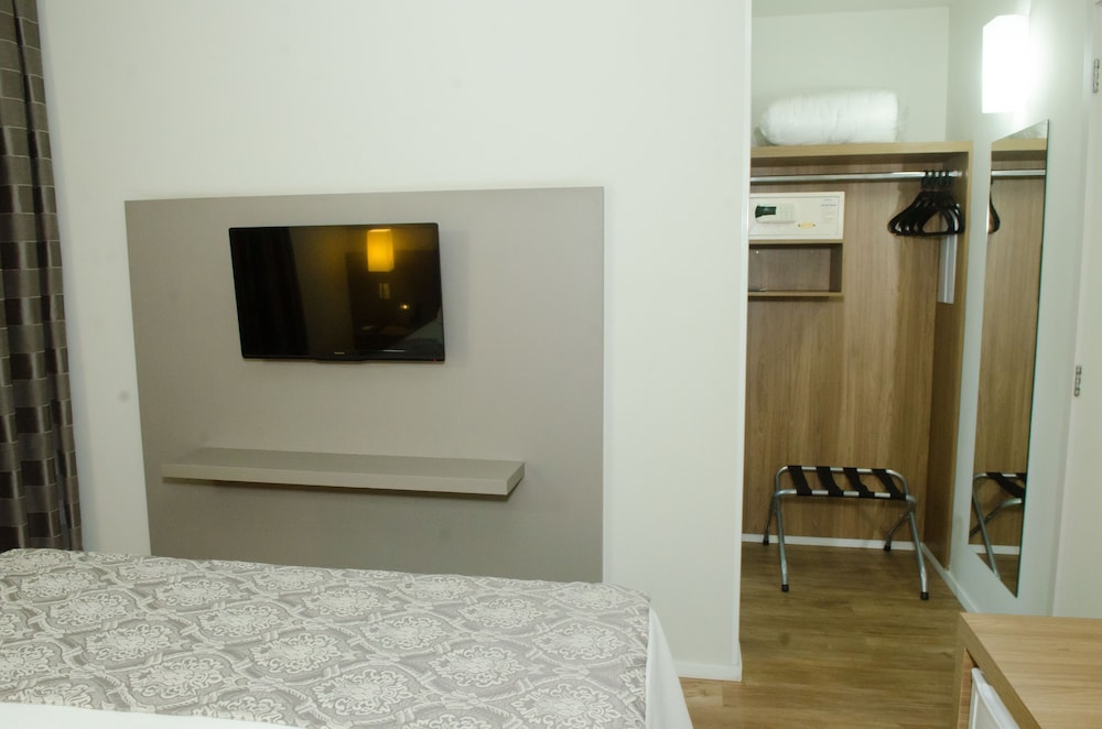 Impar Suites Expominas Hotel 32/49