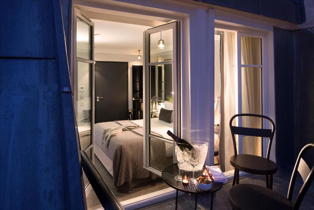 Deluxe, Double or Twin Bed, Terrace