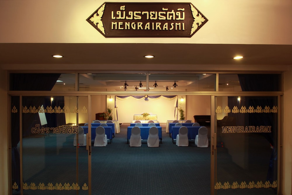 YMCA International Hotel 39/63