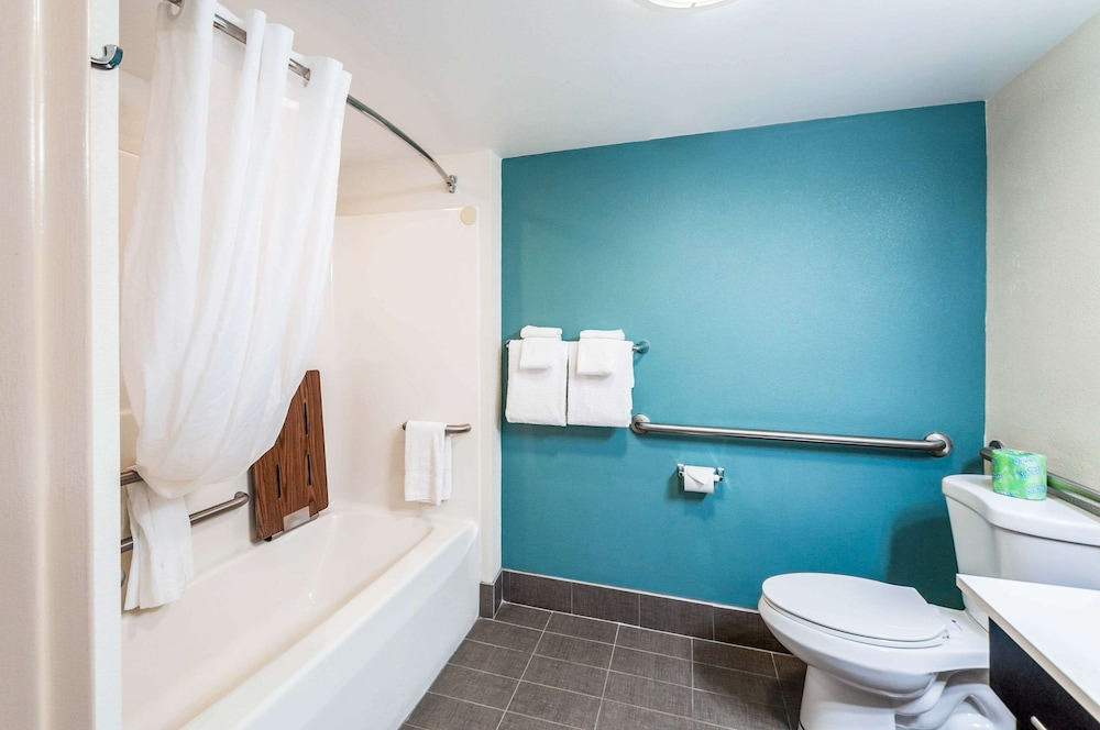 Sleep Inn & Suites Rehoboth Beach 12/46