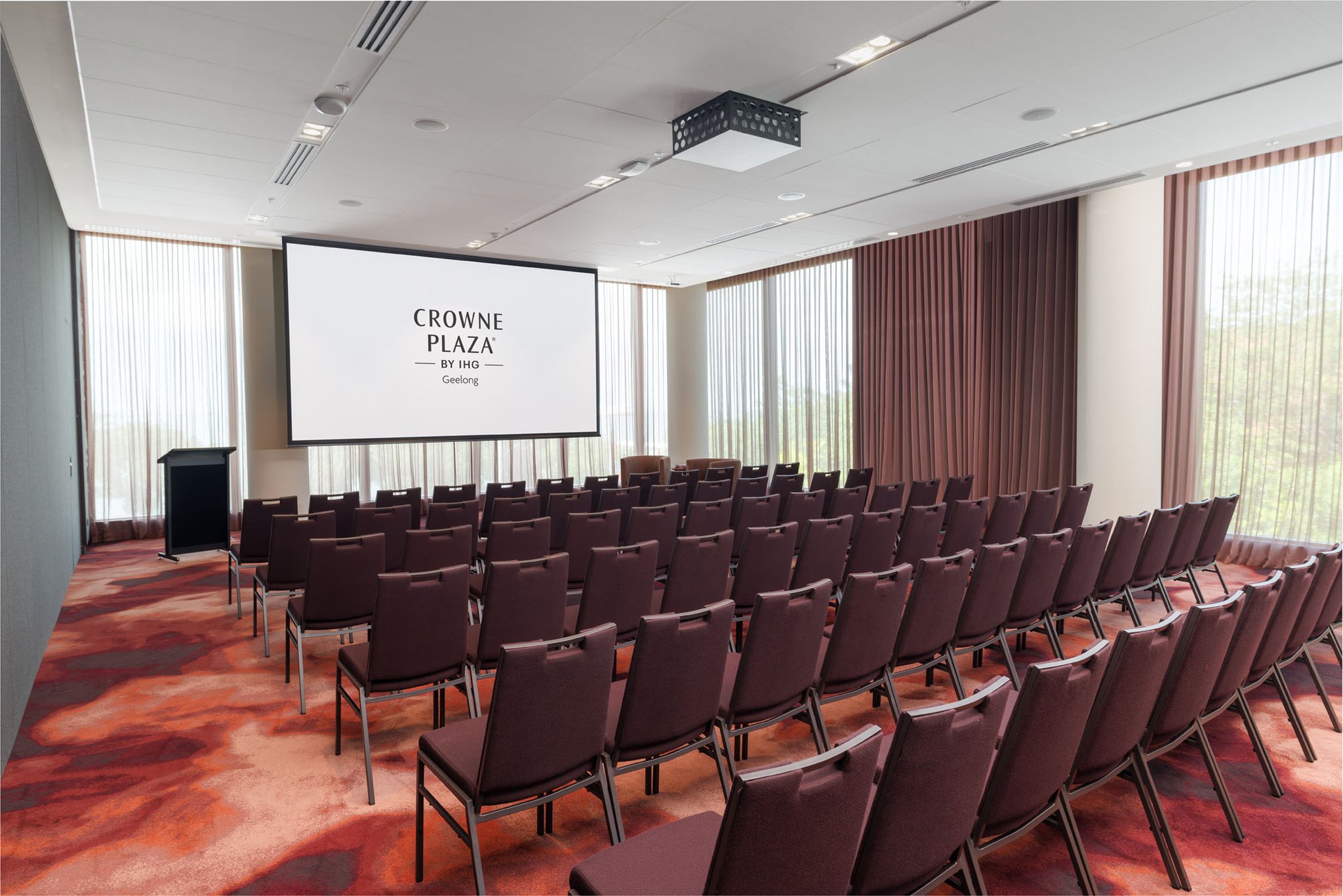 Crowne Plaza Geelong by IHG 36/50