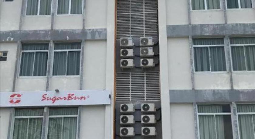 VIVA HOTEL SRI AMAN 4/30