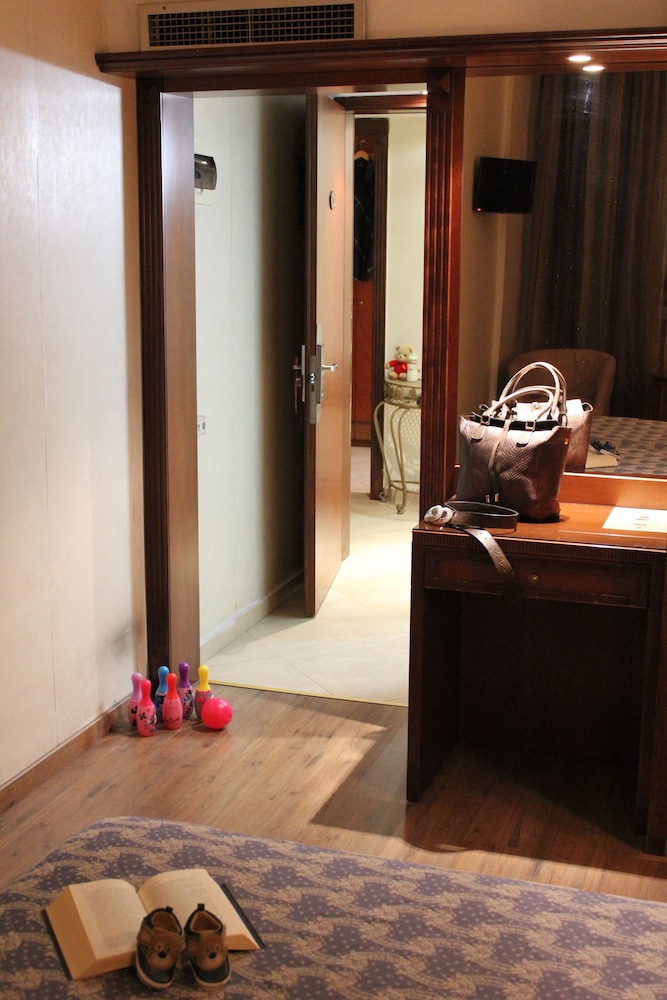 El Greco Hotel 35/56