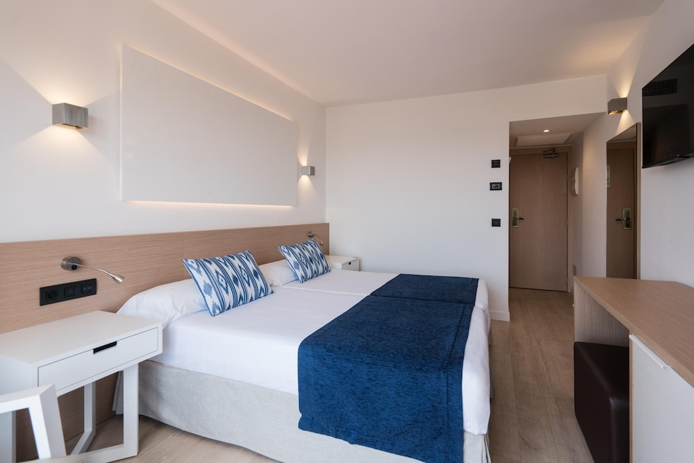 Thb Felip - Adults Only 28/65