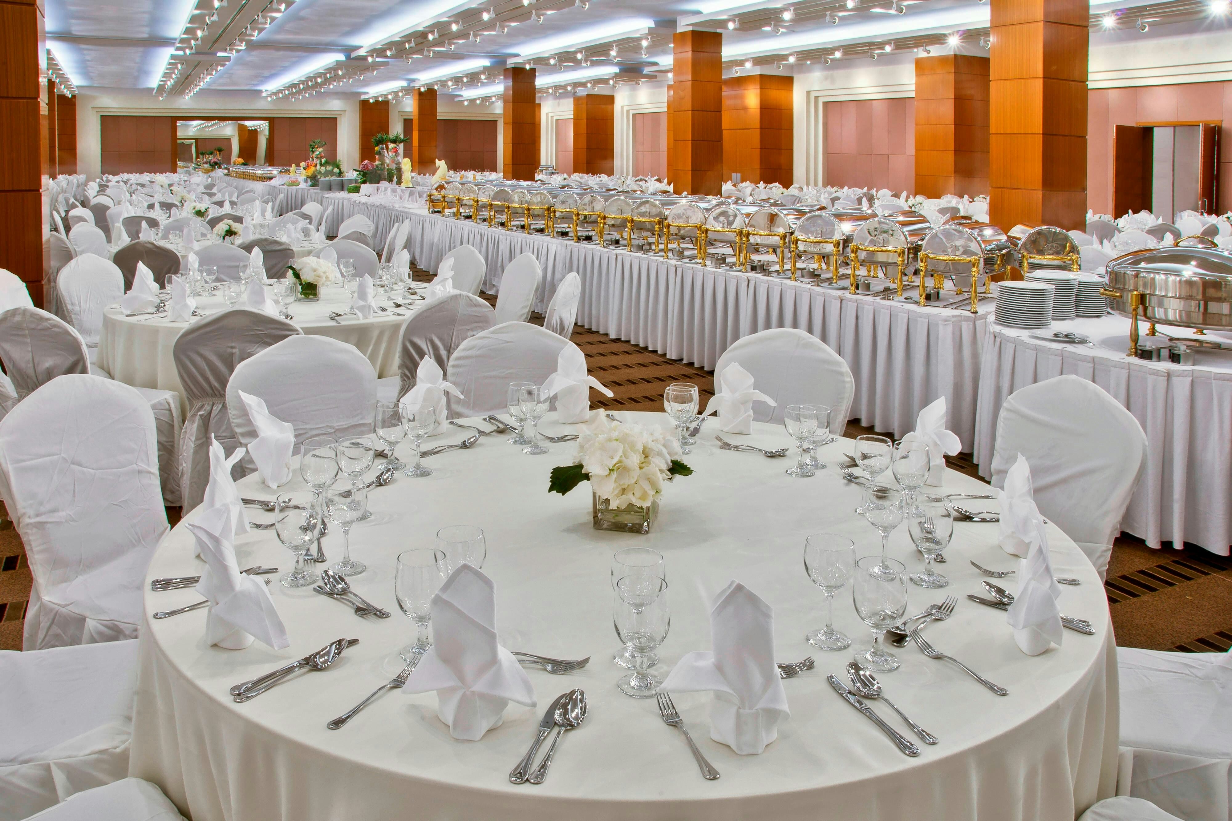فندق وأبراج شيراتون الدمام(Sheraton Dammam Hotel & Convention Centre) 28/45