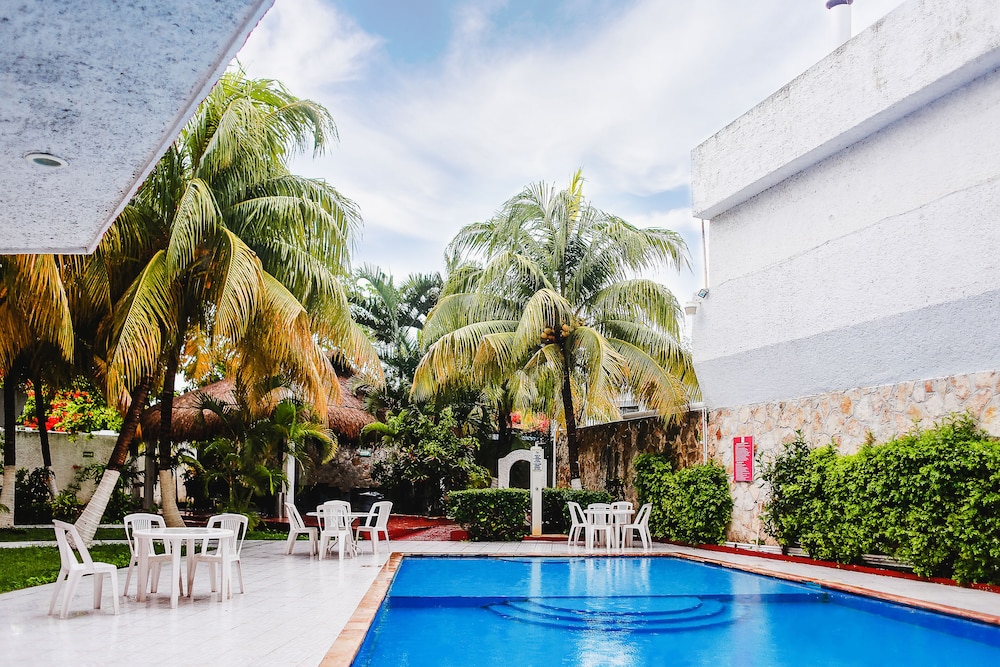 CARIBE INTERNACIONAL CANCUN 11/71