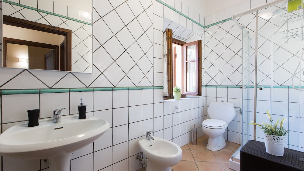 Rental In Rome Rosselli Palace Deluxe 4 Apartment 46/49