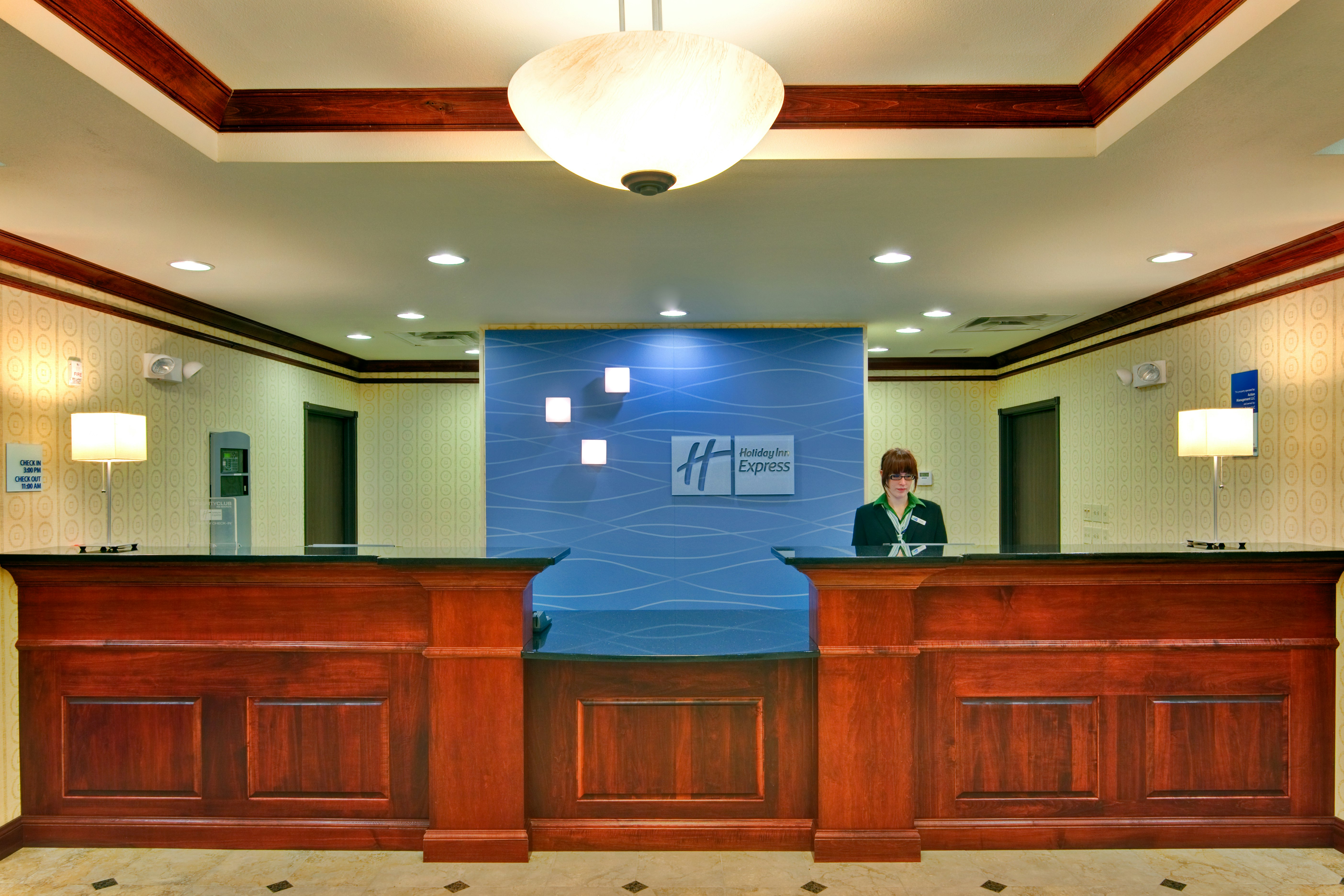 Holiday Inn Express & Suites Dewitt (Syracuse) 4/61