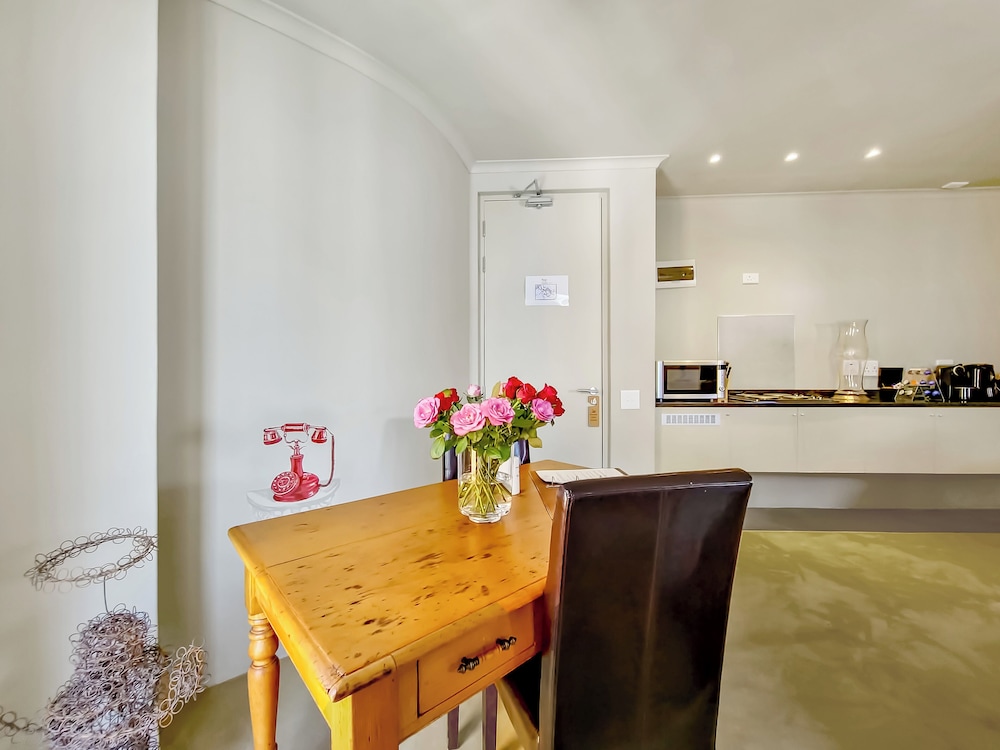 Rouge On Rose Boutique Hotel 8/49