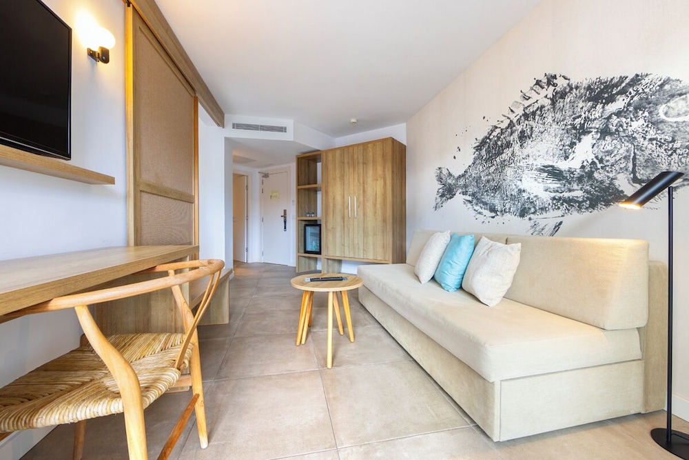 Ferrer Sofia Aparthotel 47/65