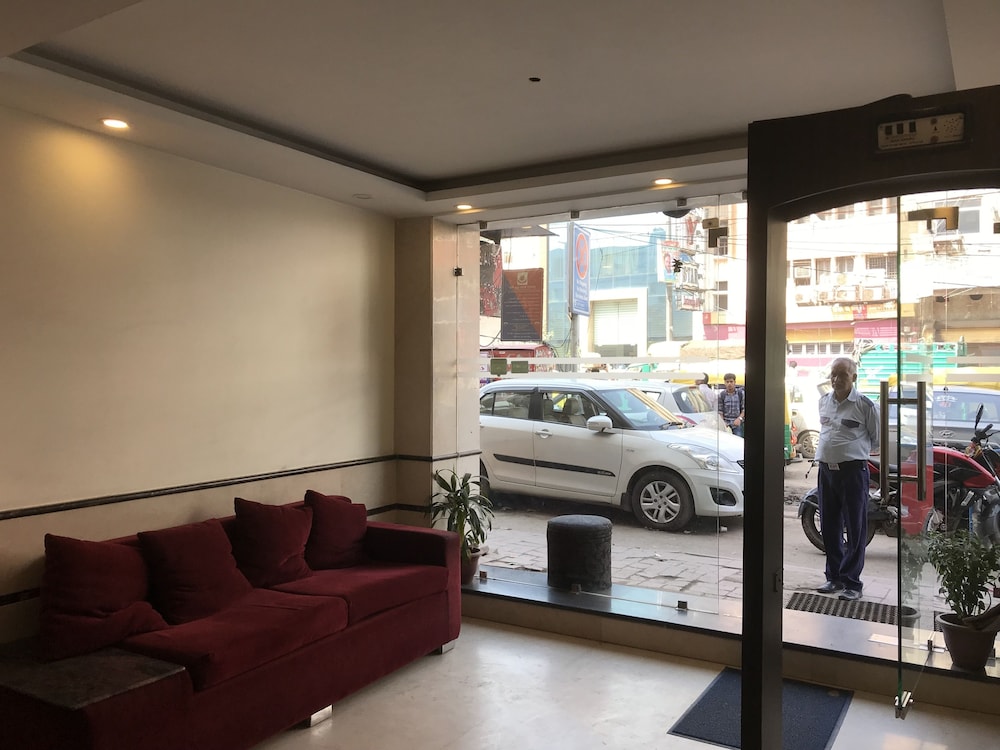 Hotel Avtar At New Delhi Railway Station 33/50
