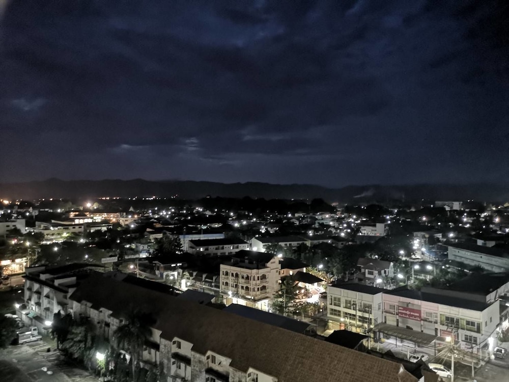 Phrae Nakara Hotel 34/36