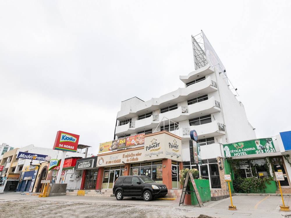 Zona Dorada Inn 1/50