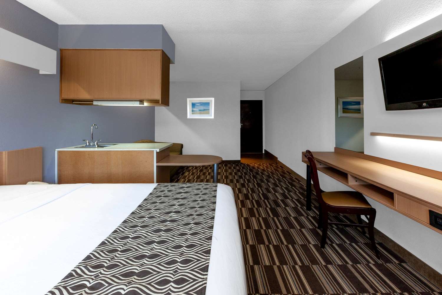 Microtel Inn & Suites by Wyndham BWI Airport Baltimore 11/40