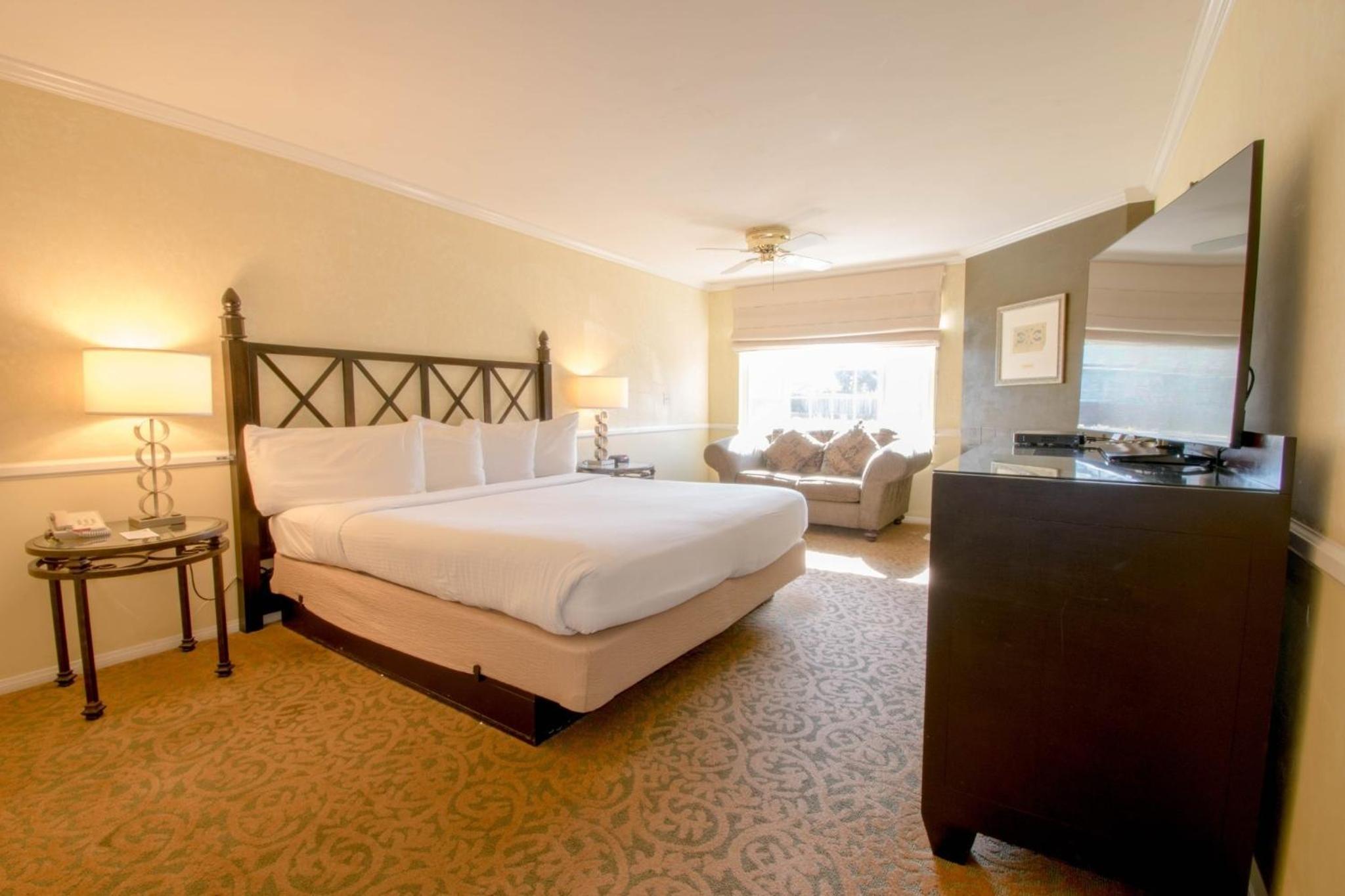 Junior Suite, Side Ocean View