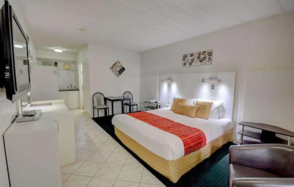 Elkira Court Motel 20/58