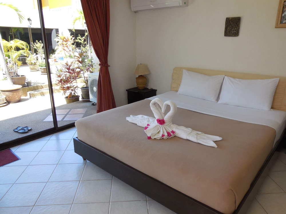 STANDARD, DOUBLE BED, COURTYARD VIEW, ACCESSIBLE