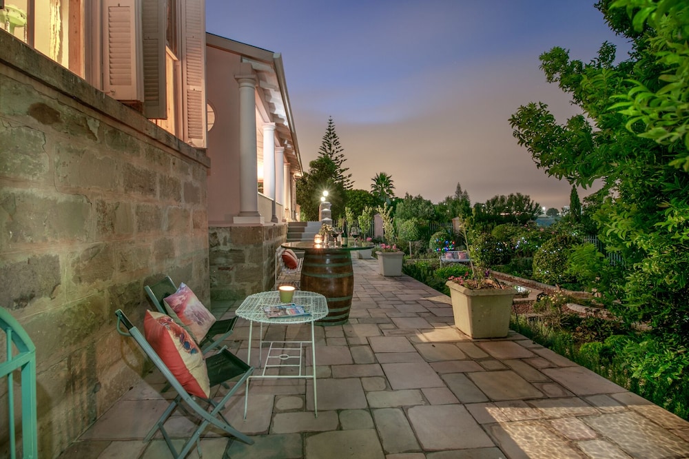 Betty's Boutique Hotel 35/50