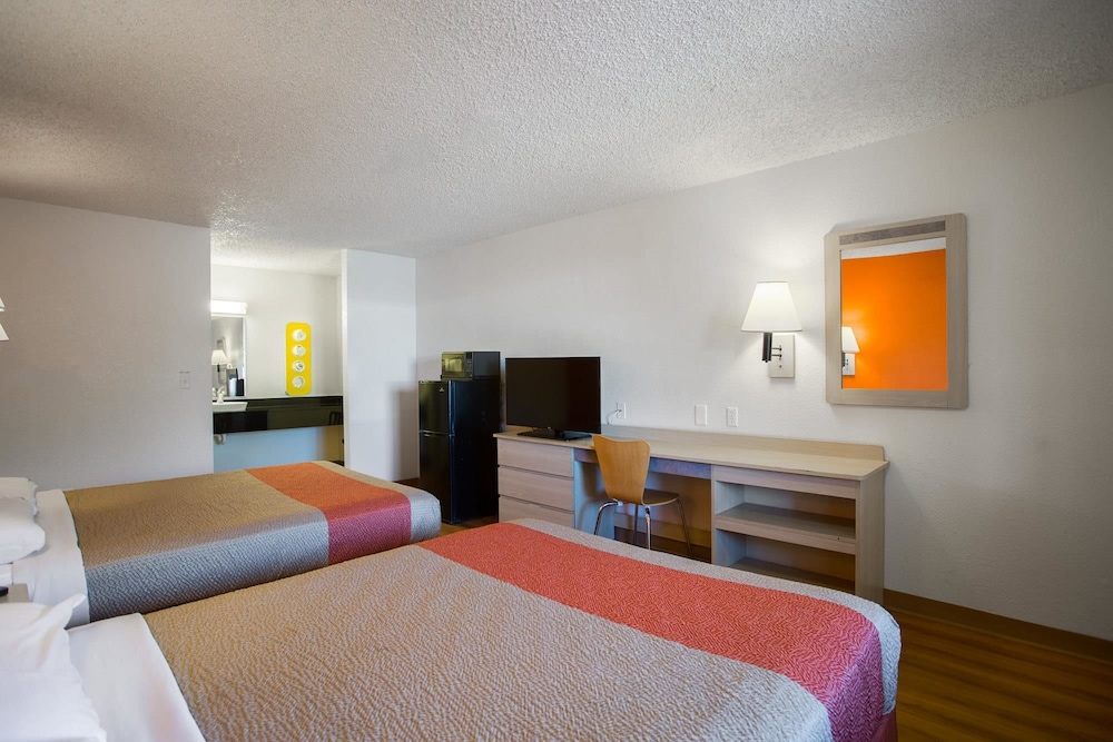 Motel6 Kingman, AZ - Route 66 West 16/43