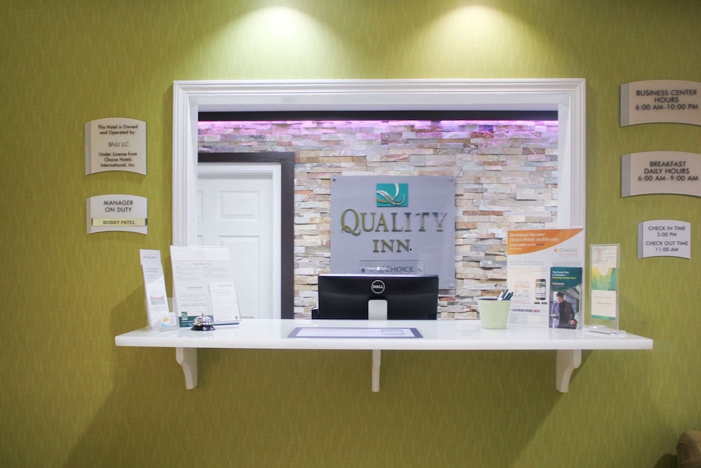 Quality Inn Albertville US 431 5/36