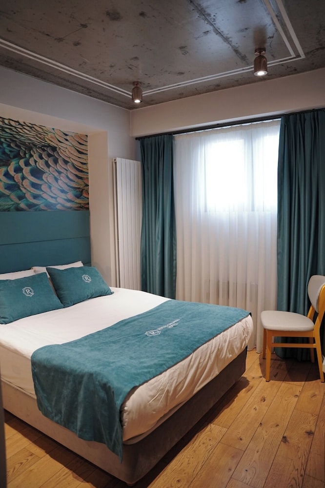 ECONOMY, DOUBLE BED