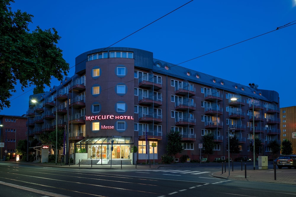 MERCURE HOTEL AND RESIDENZ FRANKFURT MESSE 8/82