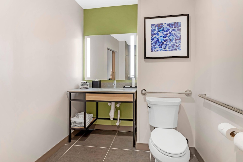 Cambria Hotel Euless - DFW Airport South 48/50