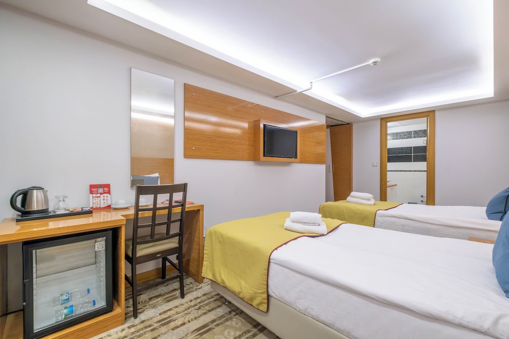 Bulvar Hotel 12/49