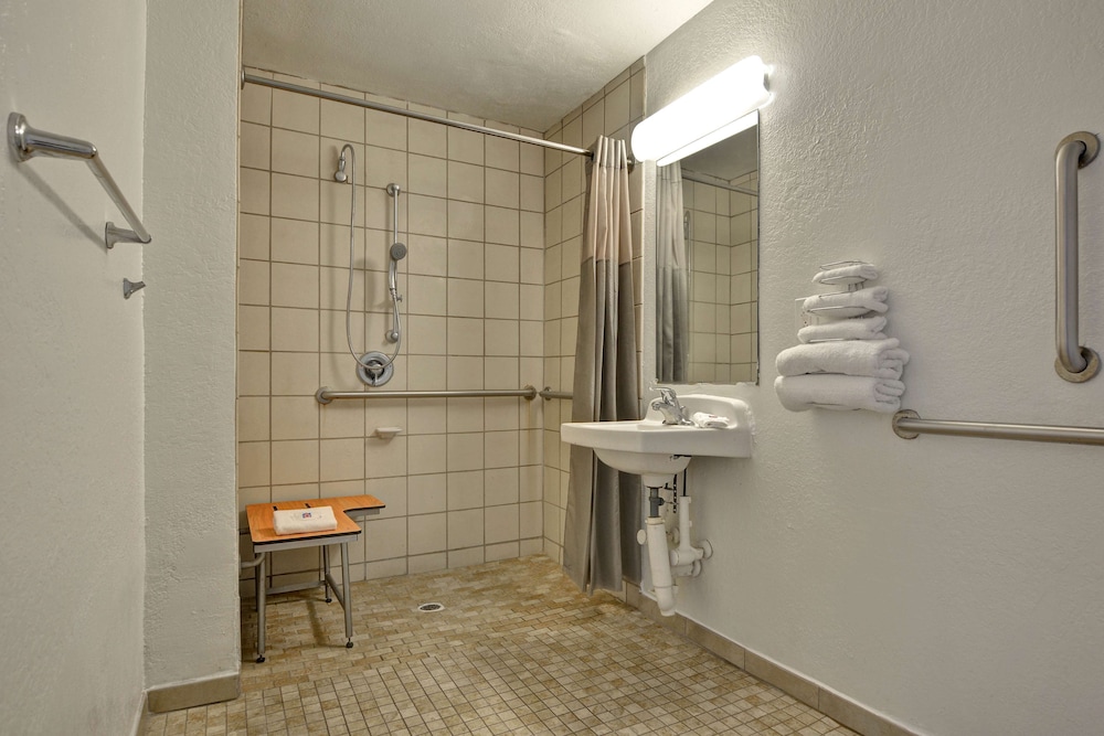 Motel6 Dania Beach, FL 58/59