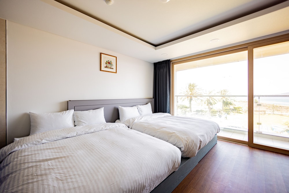 Areumdaun Resort 26/81