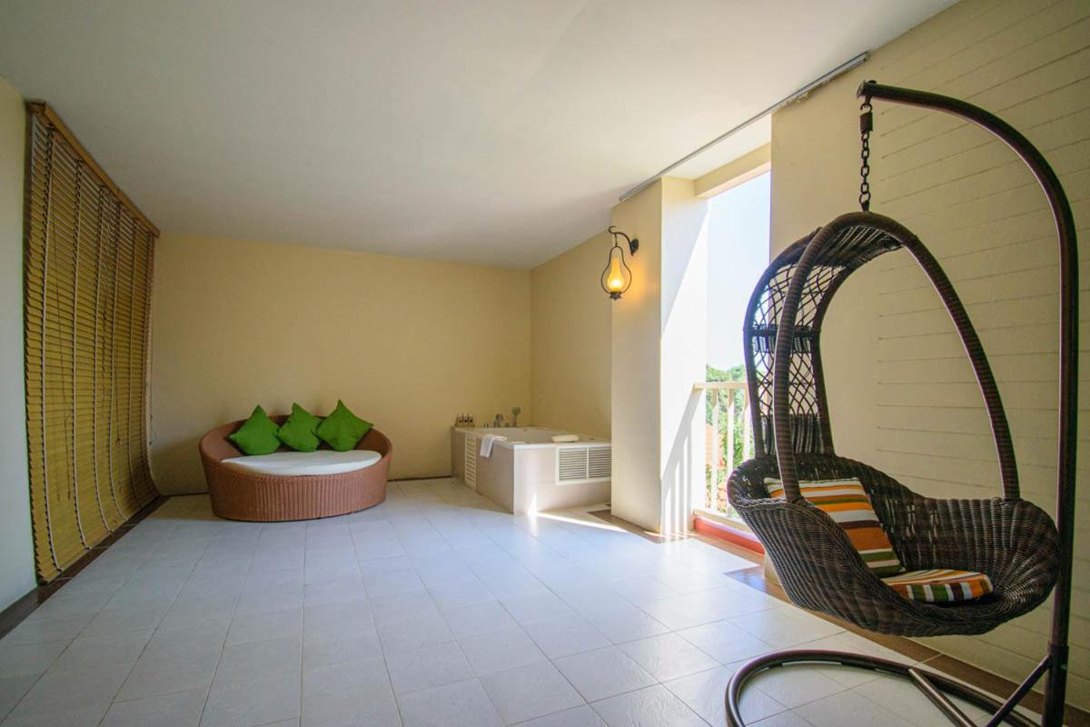 غرفة بسرير كوين بجاكوزي، Kiang Haad Beach Hua Hin 3/8