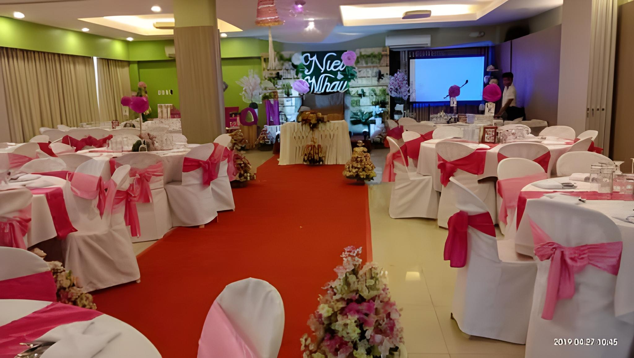 Magallanes Square Hotel 46/51