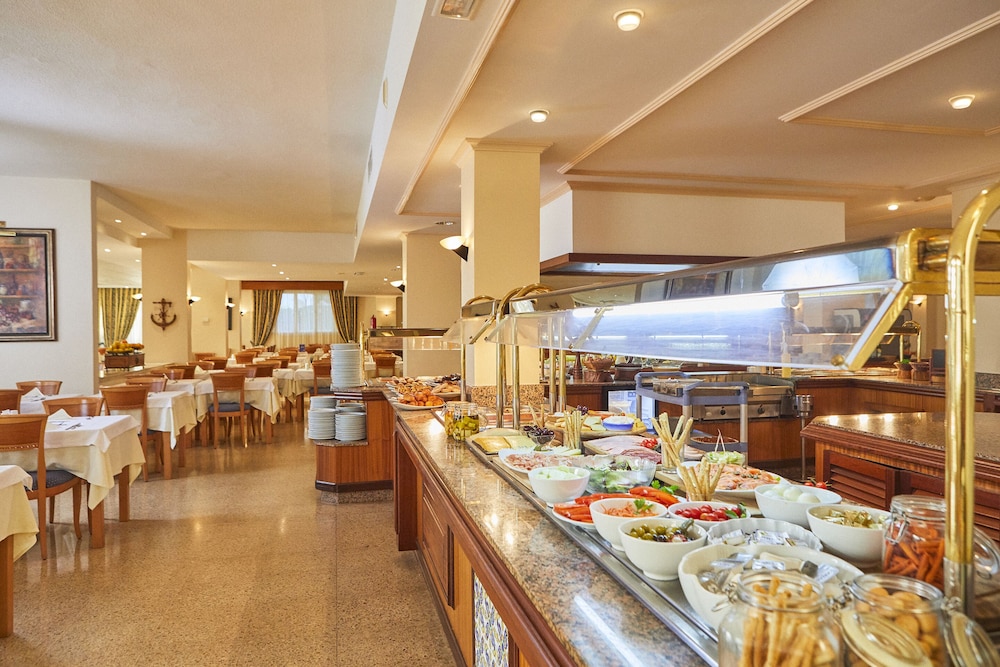 Hotel Rocamarina 52/66
