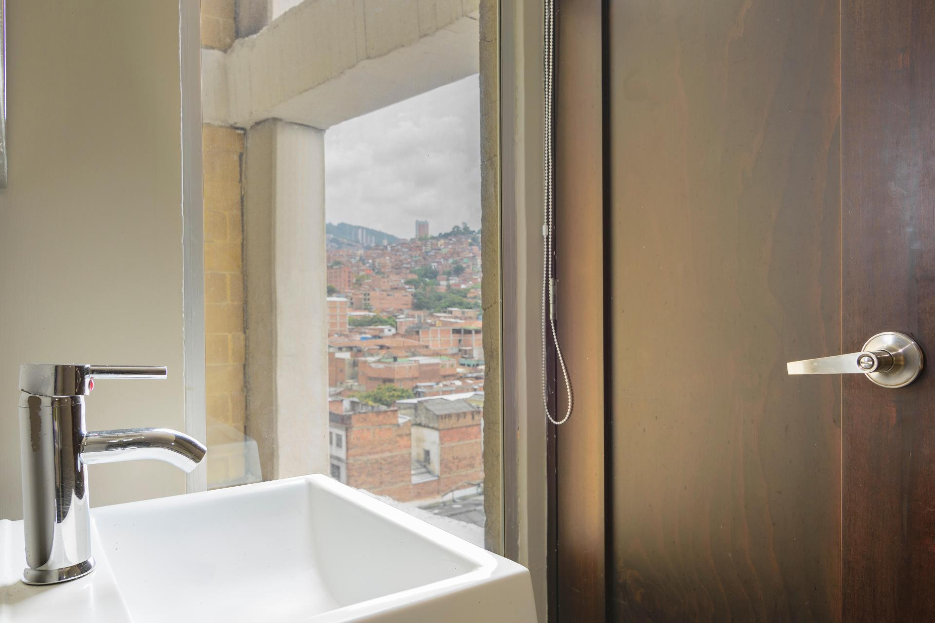 Ayenda 1246 3h Hotel 39/41
