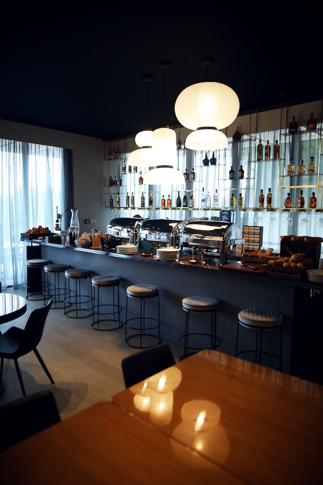 Hotel Kalos 53/64