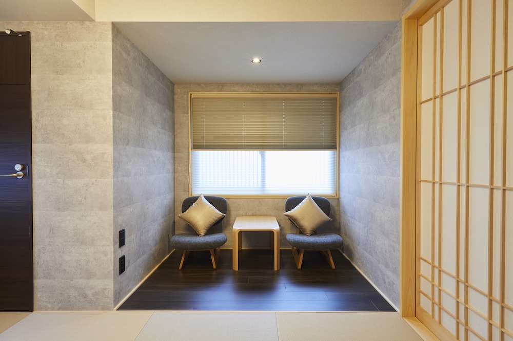 Rinn Shijo Nishinotoin 9/50