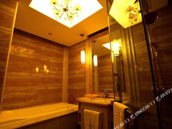 Diy Bai Hotel 15/22