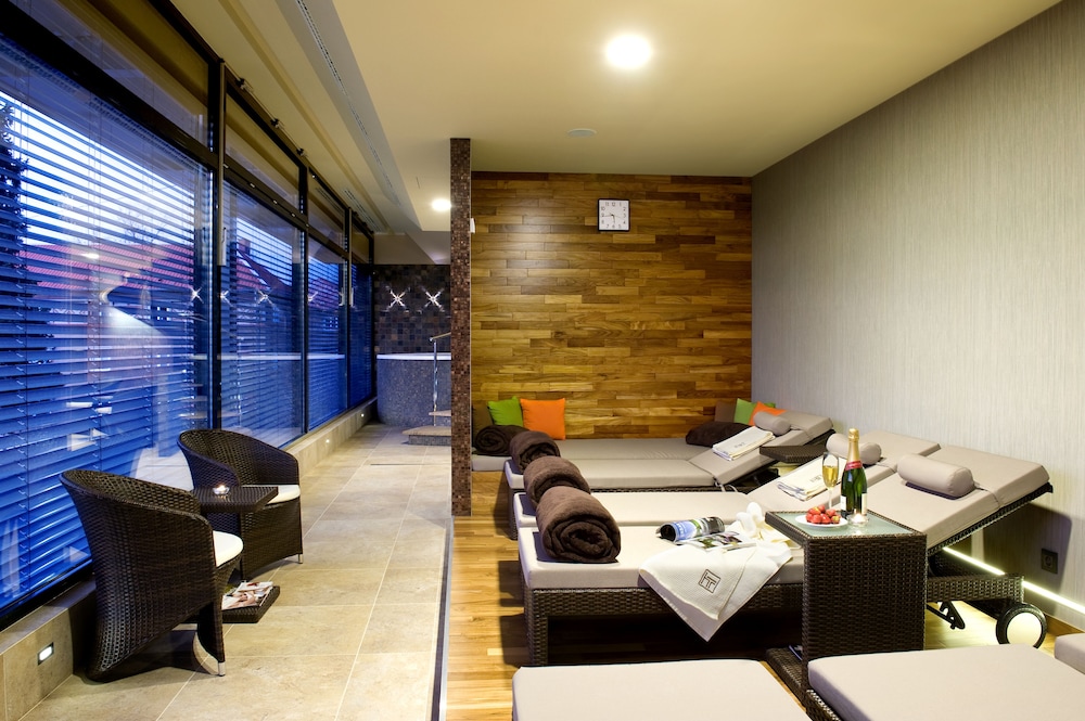 TURIEC HOTEL 27/54